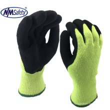 NMSAFETY 7 gauge knitted Hi-vizi liner coated black foam latex on palm working safety gloves